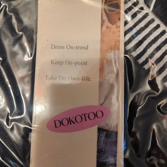 Dokotoo Women’s V-Neck Sleeveless Sweater Vest Medium - Picture 2 of 16